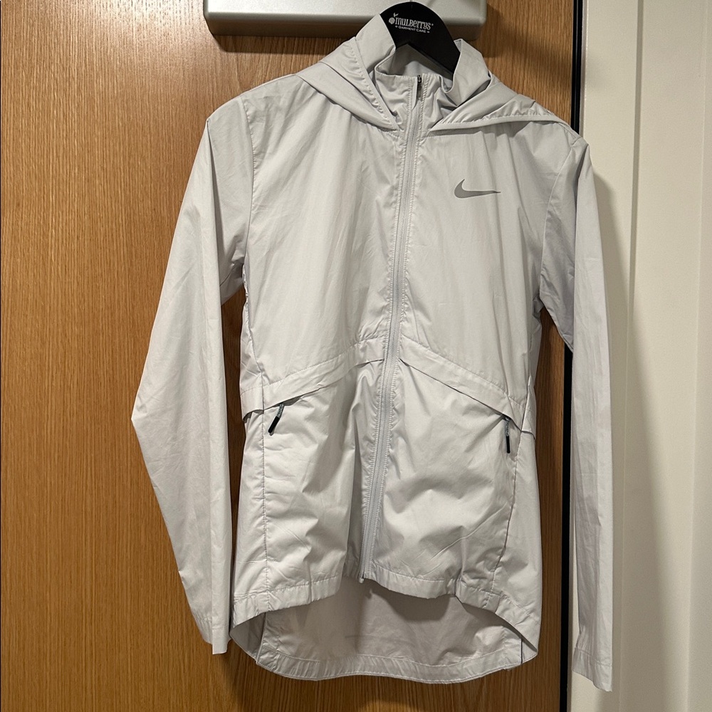 Light white Nike running Jacket